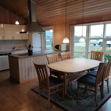 Cozy Summer House By The And Forest, Holiday home