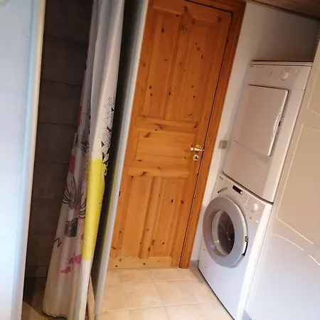 펜션 Cozy Summer House By The And Forest *