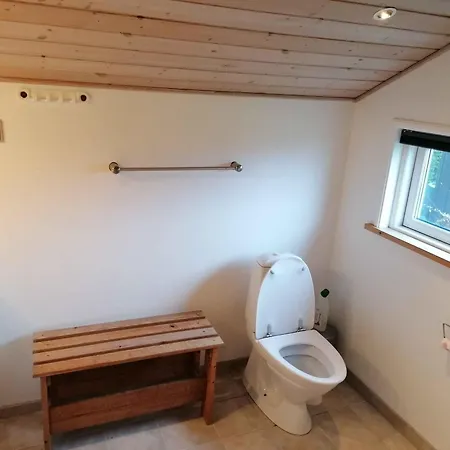 펜션 Cozy Summer House By The And Forest