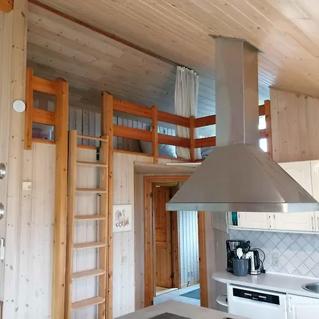 Cozy Summer House By The And Forest Casa de Férias
