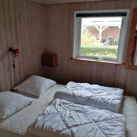 펜션 Cozy Summer House By The And Forest 하데르슬레우