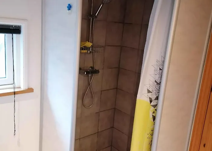 Cozy Summer House By The And Forest Сasa de vacaciones