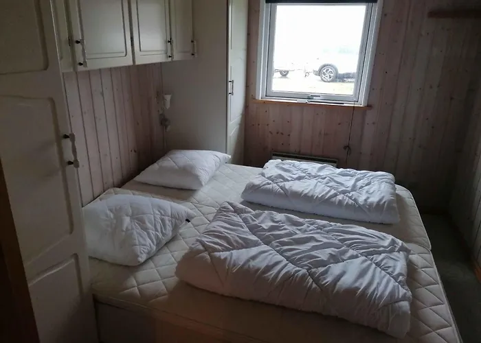 Сasa de vacaciones Cozy Summer House By The And Forest